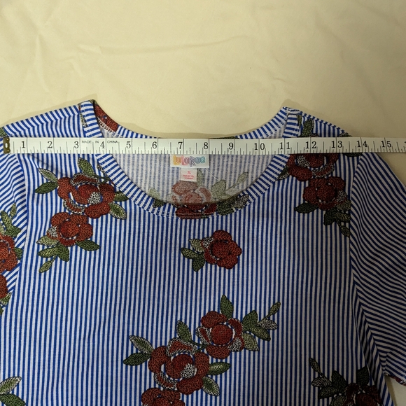 LuLaRoe Blue "Ciara" Pinstripe print dress WITH pockets! - Picture 2 of 6